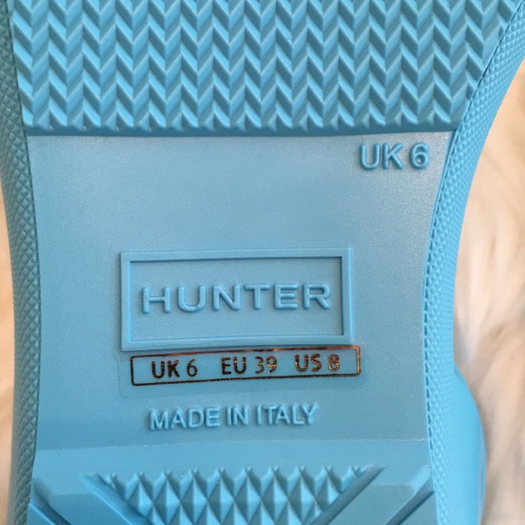 NWB Hunter Sky Blue T-Bar Sandals